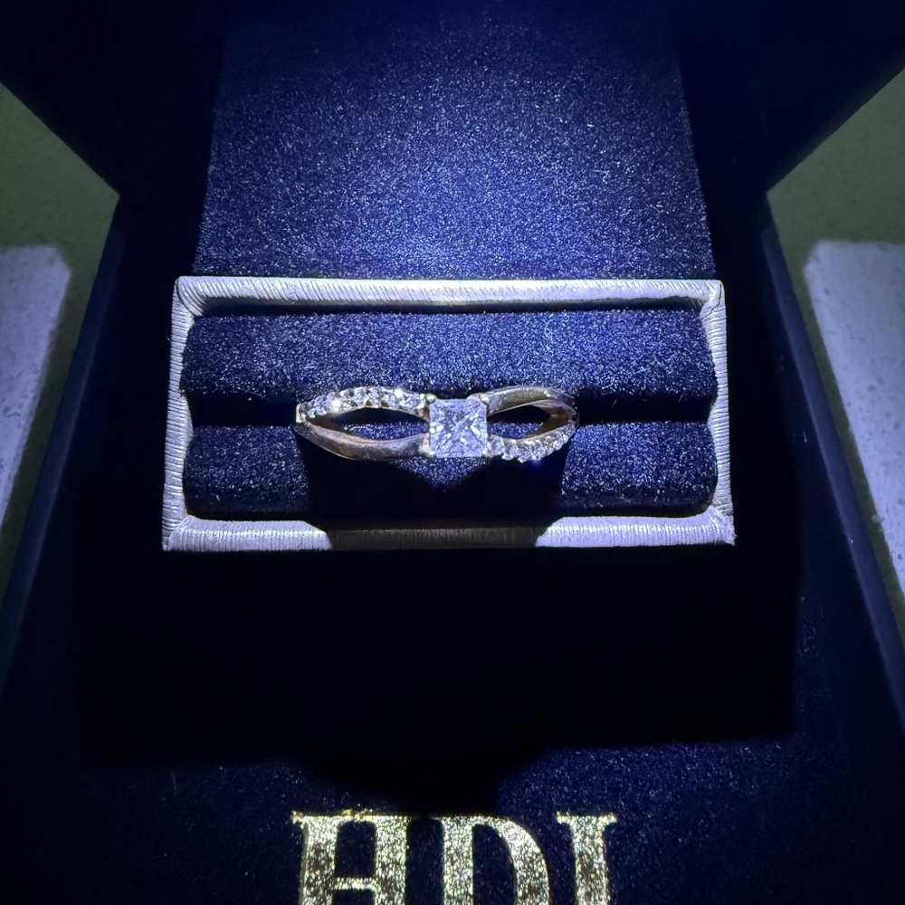 NEW 14K Yellow Gold Natural Diamond Infinity Ring 0.10–0.15 CT Light-Up HDI Box - Picture 5 of 13